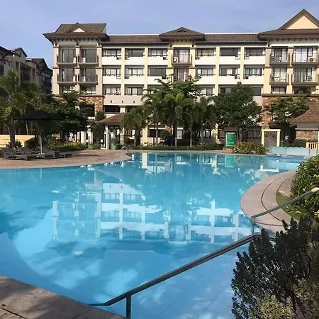 Cozy 2Br With Free Pool Beside Sm City Mall Davao Exterior photo