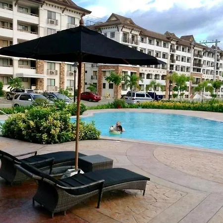 Cozy 2Br With Free Pool Beside Sm City Mall Davao Exterior photo