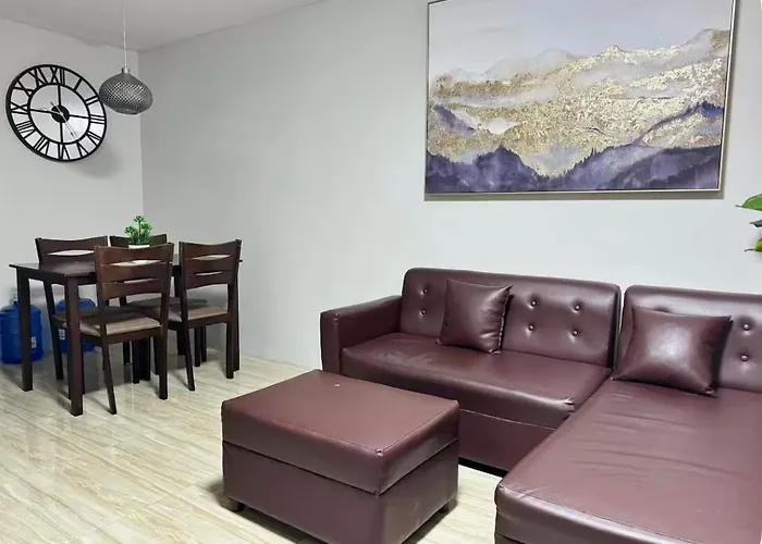Cozy 2Br With Free Pool Beside Sm City Mall
