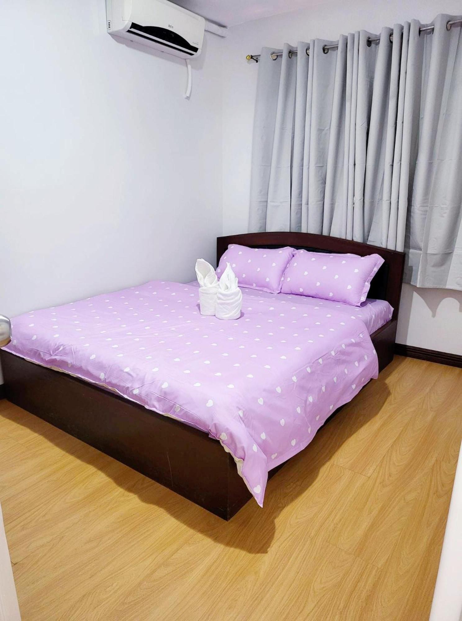 Cozy 2br With Free Pool Beside Sm Mall Apartment