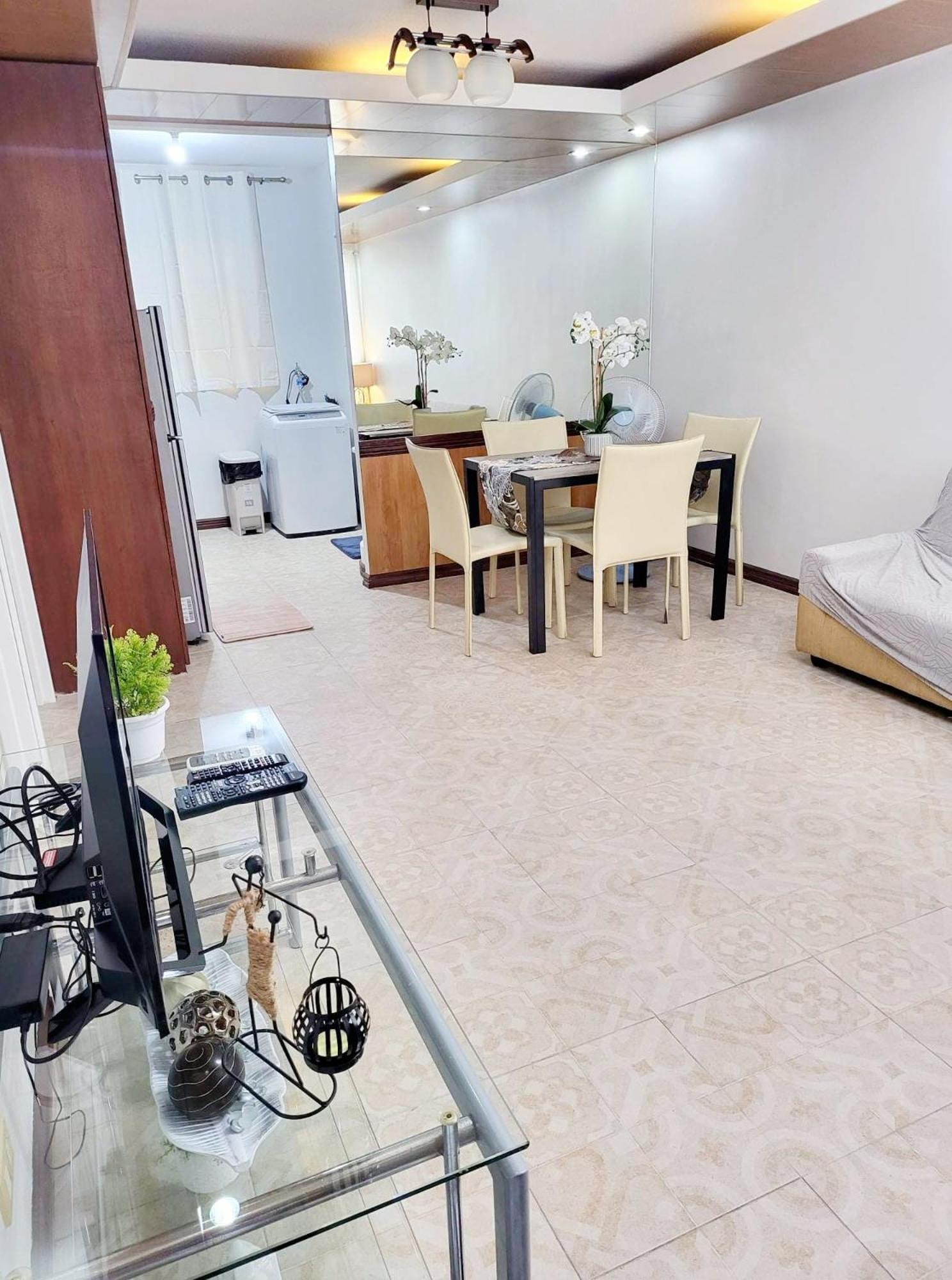Cozy 2br With Free Pool Beside Sm Mall *