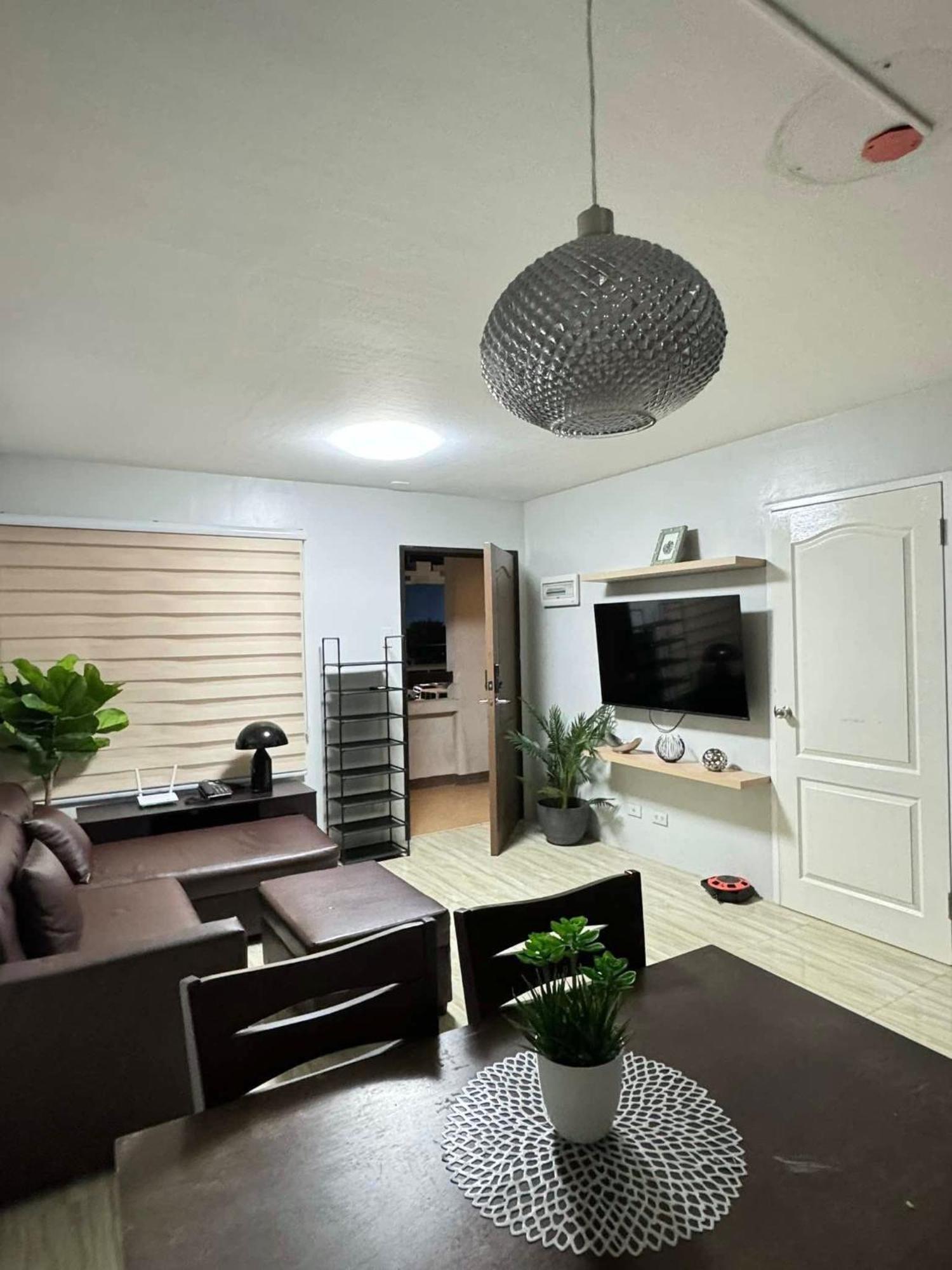 Cozy 2br With Free Pool Beside Sm Mall Davao